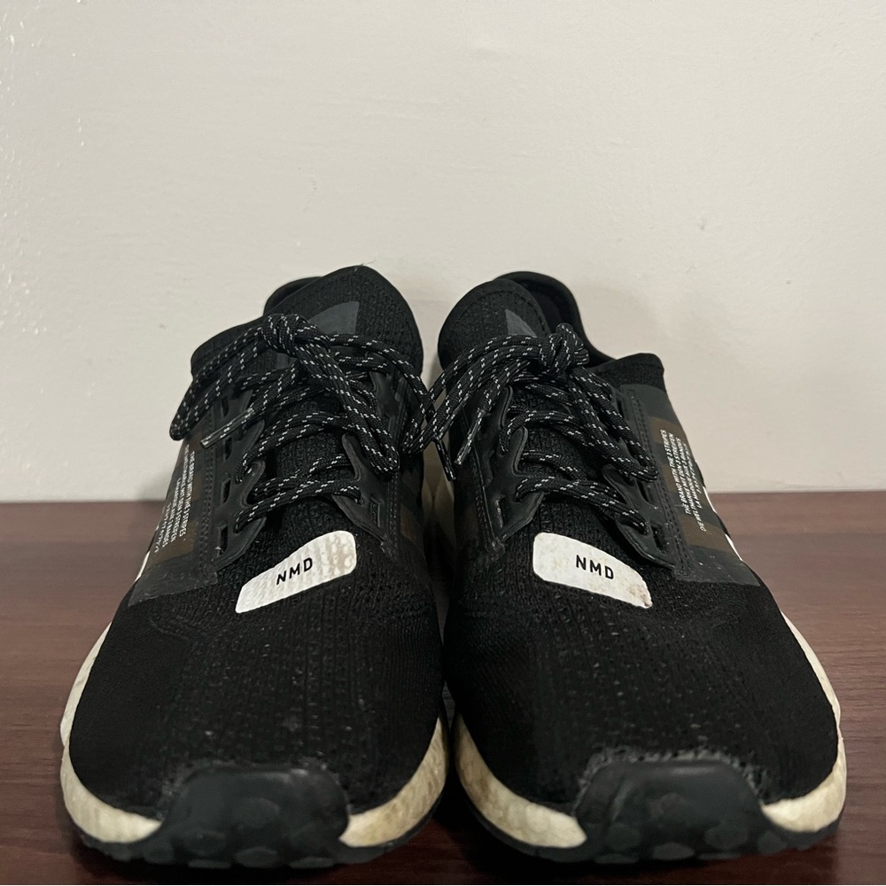 Adidas NMD R1 V2